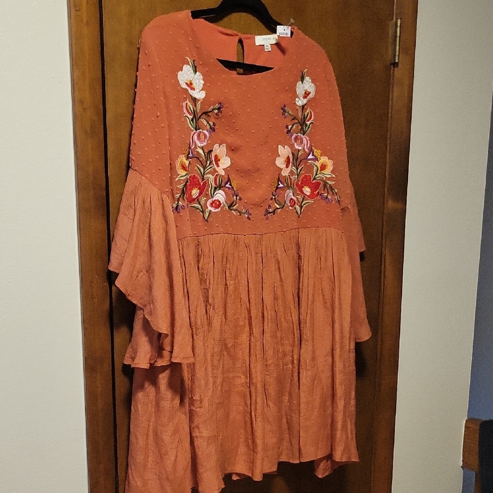NWT Umgee Burnt Orange Bell Sleeve Embroidered Boho Floral Dress 1XL